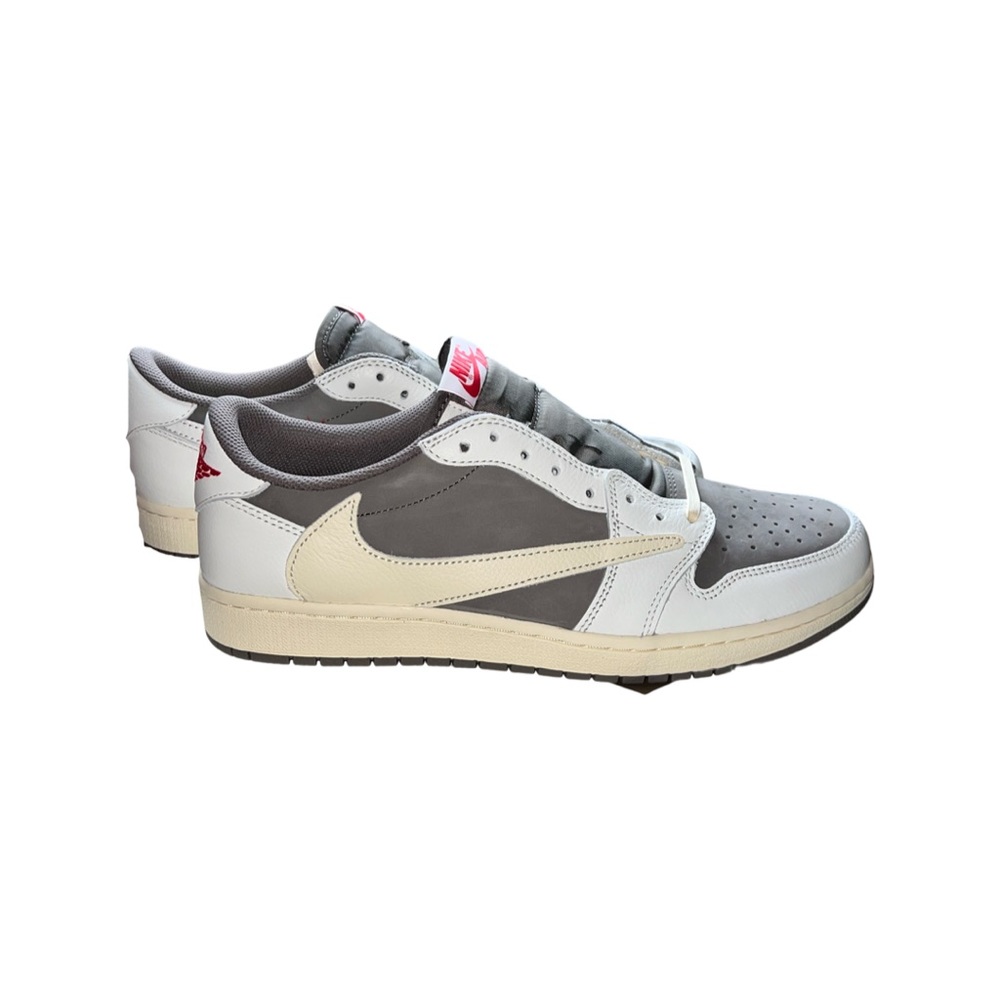 Travis Scott x Air Jordan 1